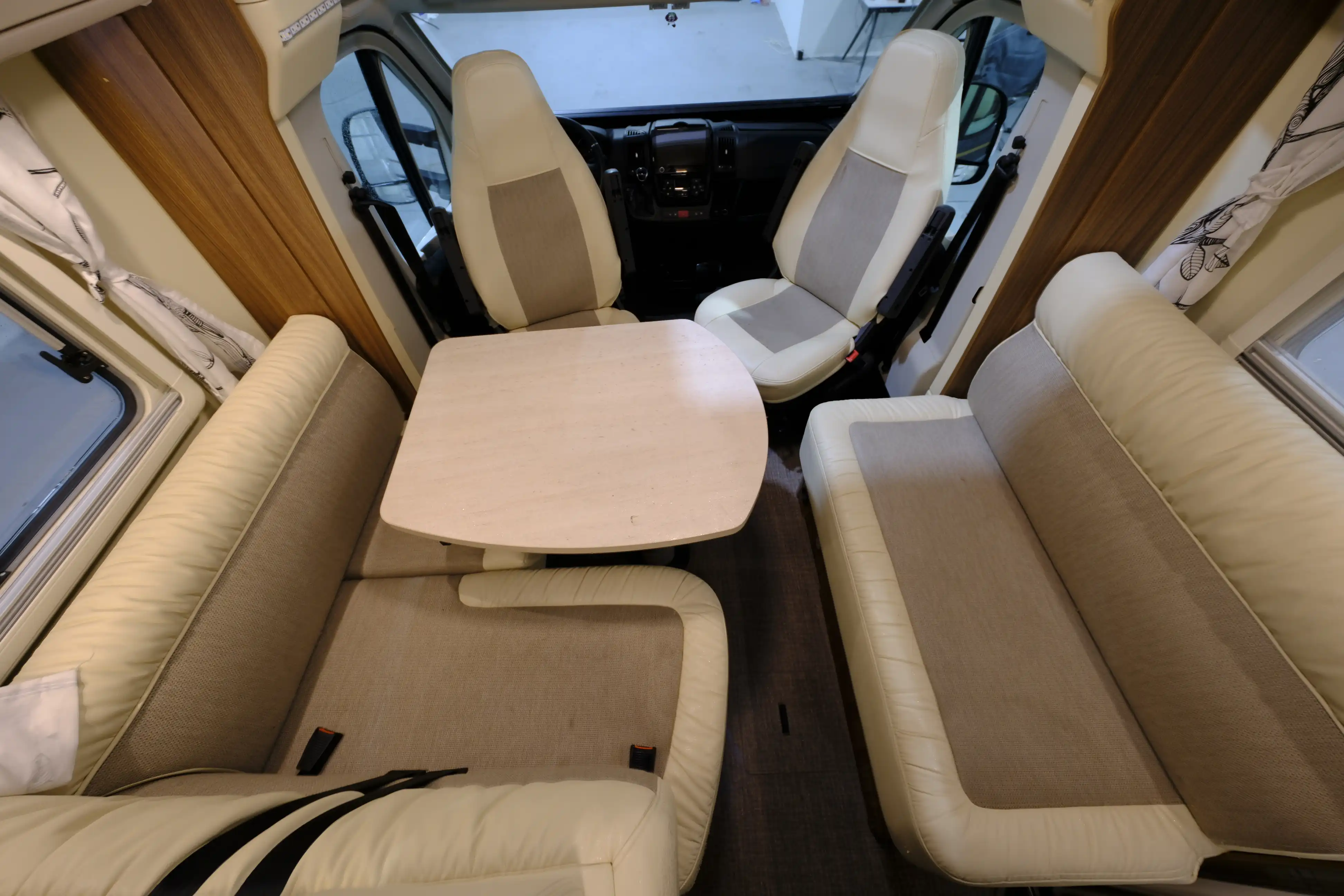 EURAMOBIL Profila T 675 SB